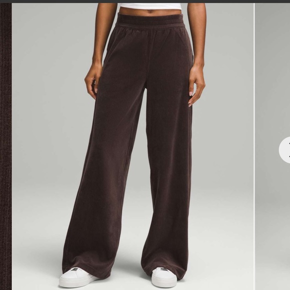 Lululemon Scuba Mid-Rise Wide-Leg Pant *Velvet Cord - Picture 4 of 5